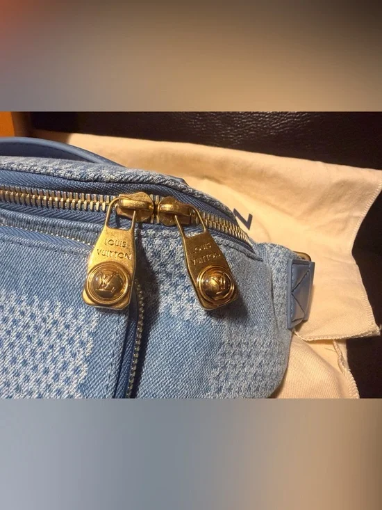 Louis Vuitton Denim Rush Bum Bag with Gold Hardware - Picture 3 of 15